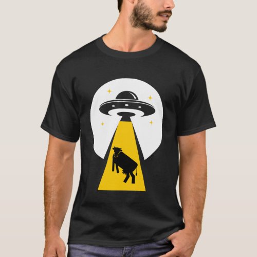 Alien cow abduction UFO spaceship T_Shirt