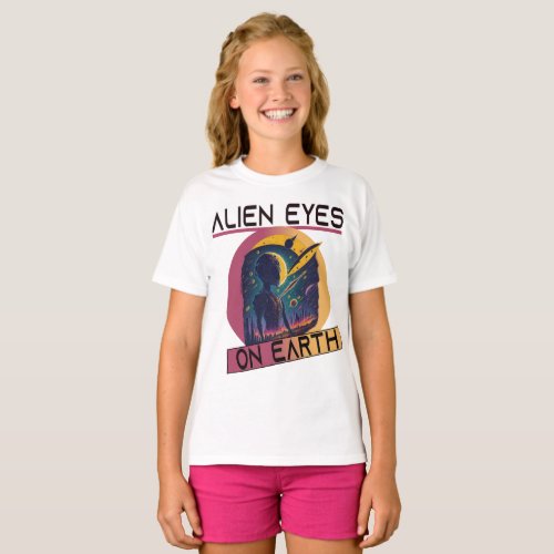 Alien Eyes on Earth Design T_shirt