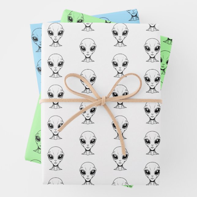 Alien Face Wrapping Paper Sheets (In situ)