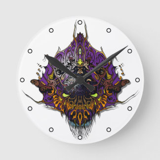 Alien Head - purple with Dots Round Clock