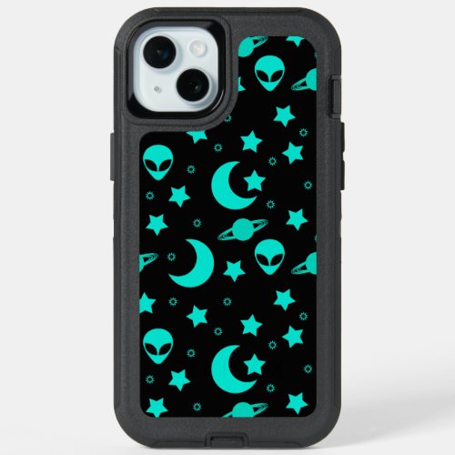 Alien Heads in Stars Outer Space iPhone 15 Plus Case