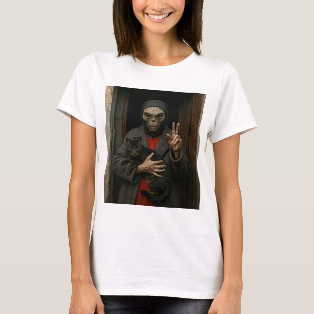 Alien Love T-Shirt (Front)