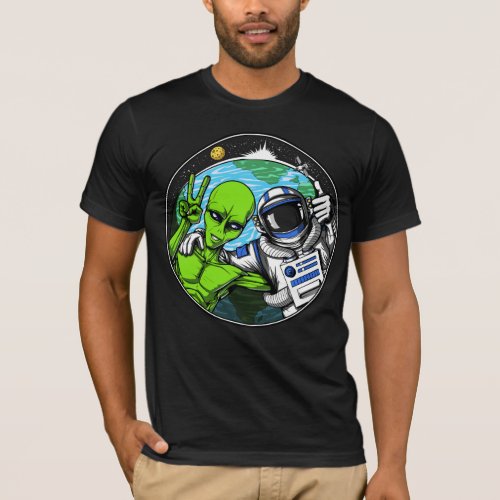 Alien Peace Sign Space Astronaut T_Shirt