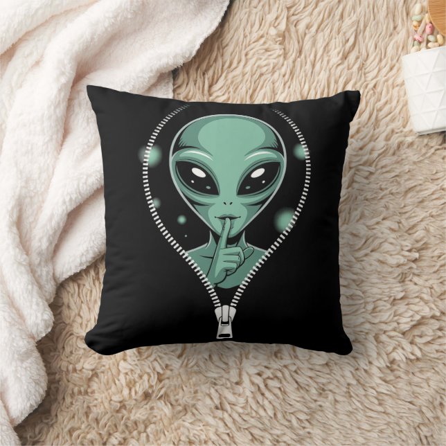 Alien Peeping Throw Pillow (Blanket)