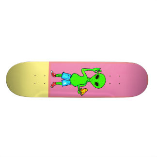 Alien Pizza by @TheAstroBoss Skateboard