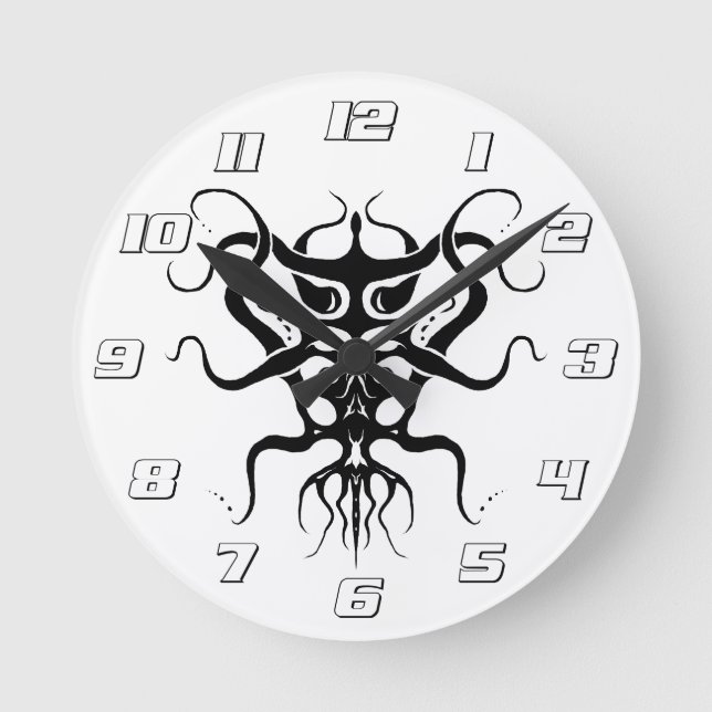 Alien Species Tribal Tattoo Design - black Round Clock (Front)