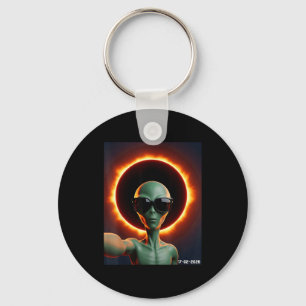 Alien Taking Selfie With Solar 2026 Eclipse Wearin Keychain