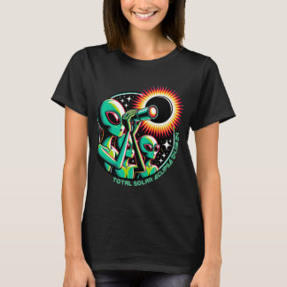 Alien Total Solar Eclipse 4.08.2024 Apparel T-Shirt