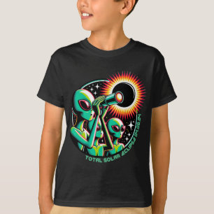 Alien Total Solar Eclipse 4.08.2024 Apparel T-Shirt