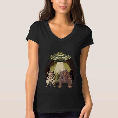 Alien Unicorn Bigfoot Aliens UFO Believer Gift T_Shirt
