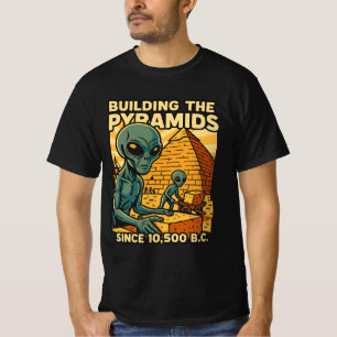 Aliens Building Pyramids Pyramid Construction Crew T-Shirt