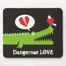 Alligator in Love Mouse Pad