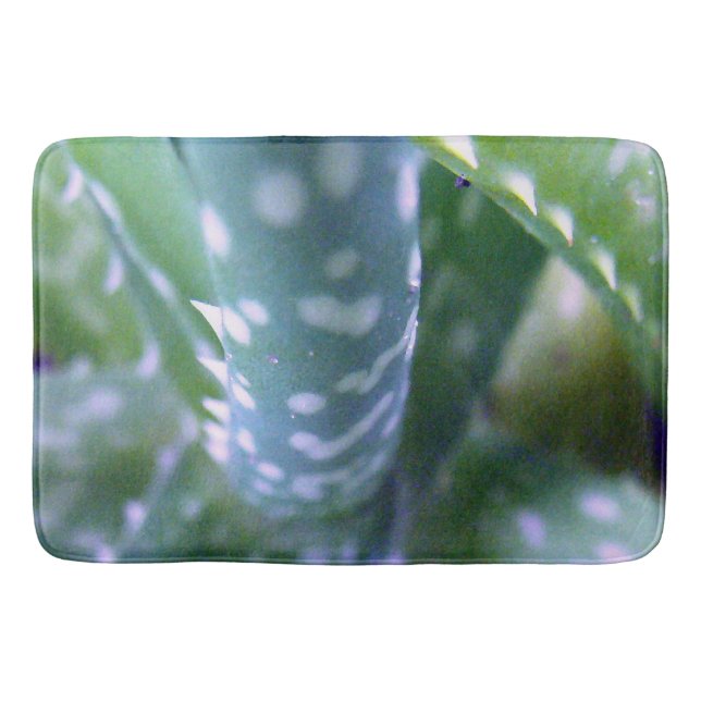 Aloe, Bug's View Bathroom Mat (Front)