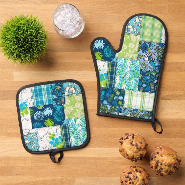 Aloha Patchwork Hawaiian Tropical Prints Turquoise Oven Mitt & Pot Holder Set (Top Down)