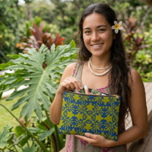 Aloha print hawaiian quilt honu accessory pouch