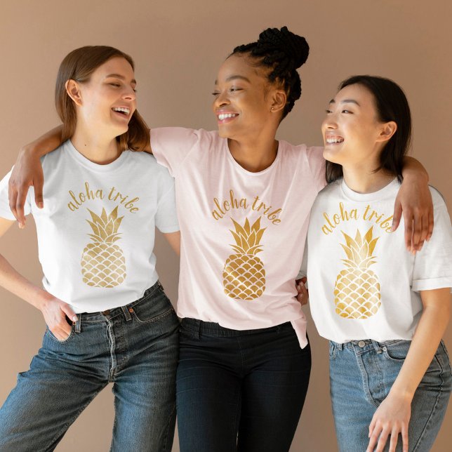 Aloha Tribe Hawaiian Gold Pineapple Bridesmaid   T-Shirt (Creator Uploaded)