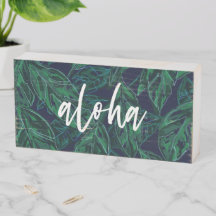 Aloha Welcome Sign - greenery print