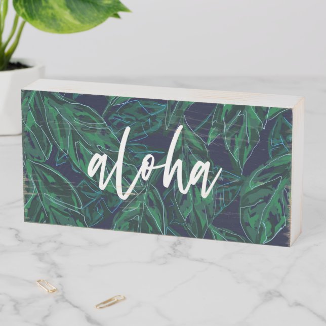 Aloha Welcome Sign - greenery print (In Situ Horizontal)