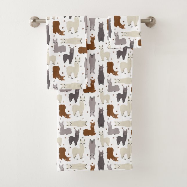 Alpacas Geo Pattern Bath Towel Set (Insitu)
