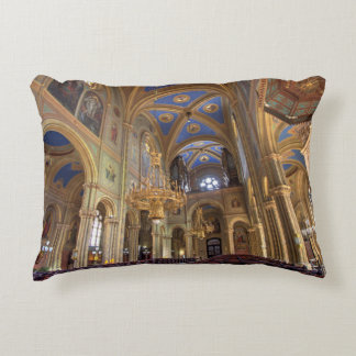 Altlerchenfelder Kirche Wien Österreich Decorative Pillow