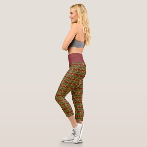 Alvina Pattern Capri Leggings