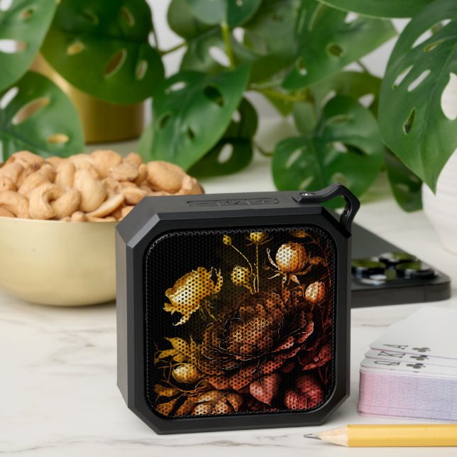 Amazing Arrangement Rust Accent Vintage Flowers Bluetooth Speaker (Insitu(Table))