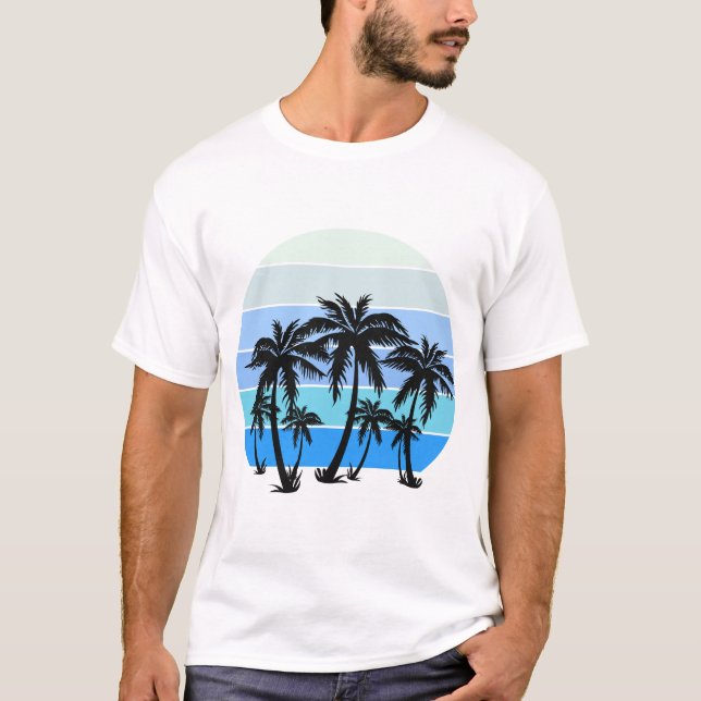 Amazing beach design  T-Shirt (Front)