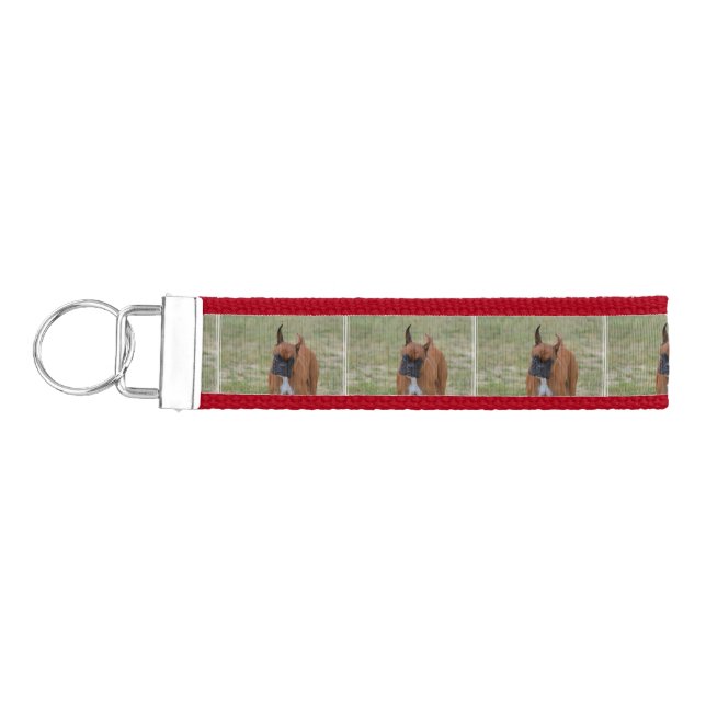 Amazing Boxer Dog Wrist Keychain (Keys on Left)