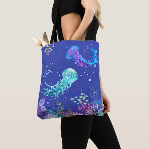  Amazing Jellyfish Underwater  Tote Bag