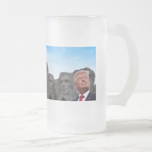 AMERICA MT RUSHMORE  TRUMP  GLASS DESIGN  FROSTED GLASS BEER MUG