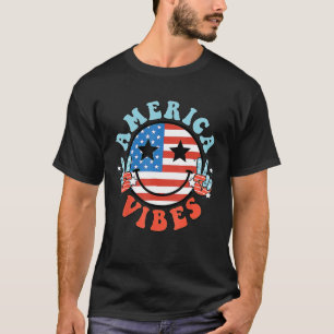 America Vibes Happy Face Smile American Flag 4th O T-Shirt