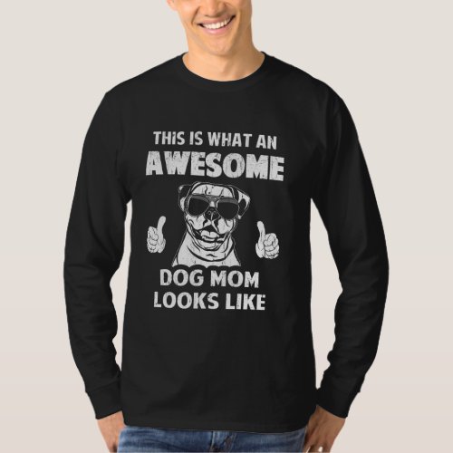 American Bulldog Awesome Dog Mom Looks Like Vintag T_Shirt