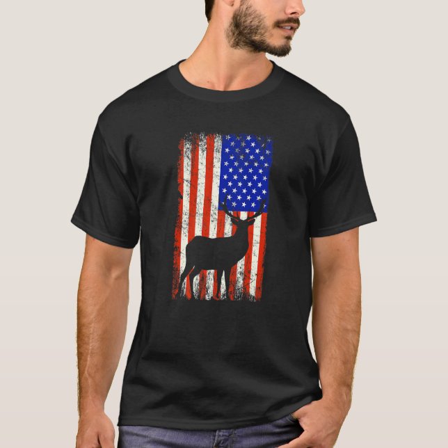 American Deer Hunter Patriotic American Flag For M T-Shirt (Front)