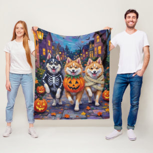 American Eskimo Dogs Trick-or-Treating Halloween Fleece Blanket