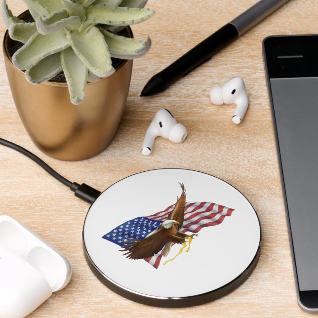 American Flag and Eagle Wireless Charger (Desk 2)