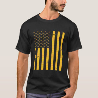 American Flag Honeycomb Honey Bee Beekeeg Beekeepe T-Shirt