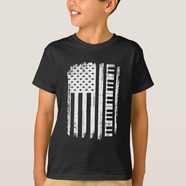 American Flag Keyboard Player Piano Music Pianist T-Shirt (Front)