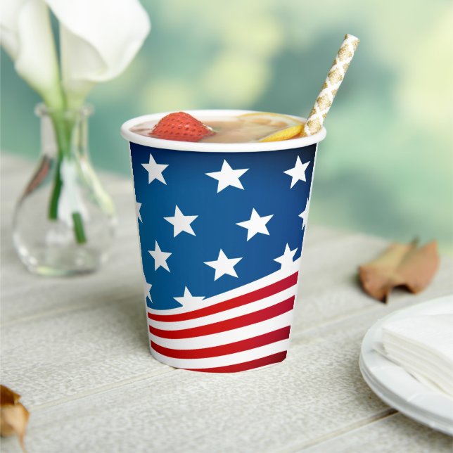 American Flag Paper Cups (Insitu)