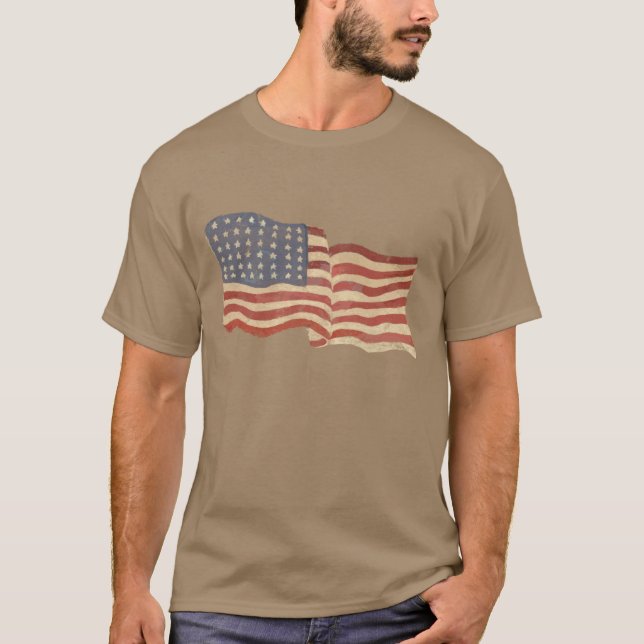 American flag patriotic faded distressed vintage T-Shirt (Front)