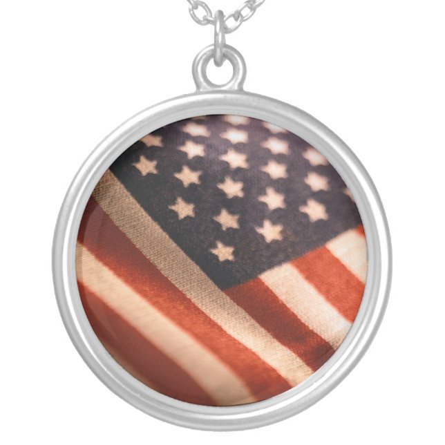 AMERICAN FLAG PRIDE NECKLACE (Front)