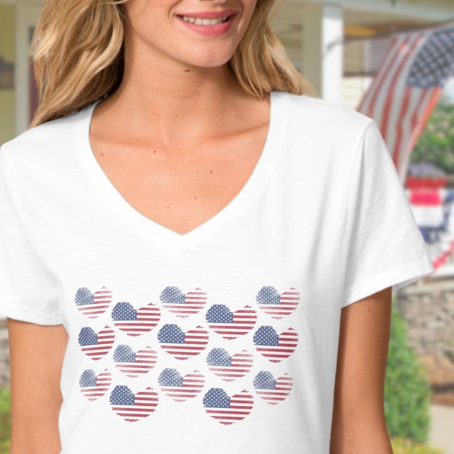 American Flag Red White Blue Patriotic T-Shirt (Cute Patriotic American Flag Rustic Heart Pattern T-Shirt)