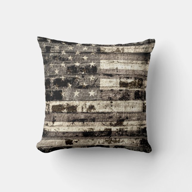 American Flag Vintage Throw Pillow (Front)