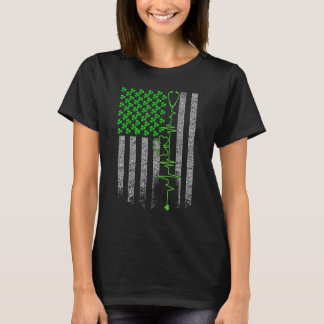 American Irish Nurse Stethoscope Heartbeat Shamroc T-Shirt