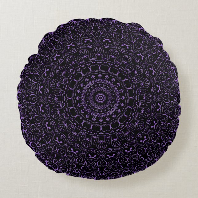 Amethyst Purple Mandala with Intricate Symmetry Round Pillow (Front)