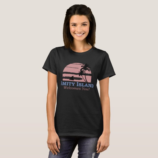 Amity Island Welcomes You Jaws Retro Movie 70s 80s T-Shirt (Front Full)