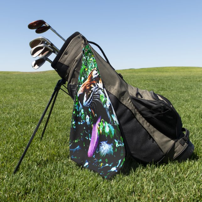 Amur Tiger gtcnm Golf Towel (Green)