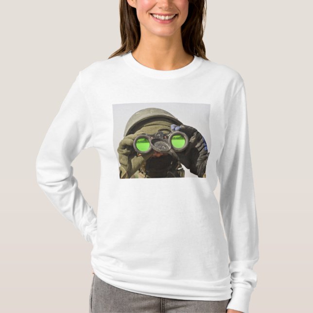 An Afghan soldier scans the horizon T-Shirt (Front)