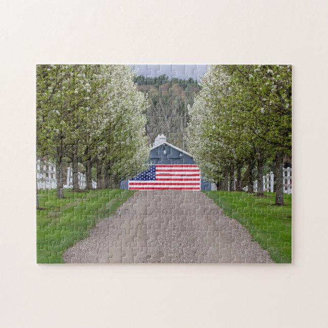 An American Farm Jigsaw Puzzle (Horizontal)