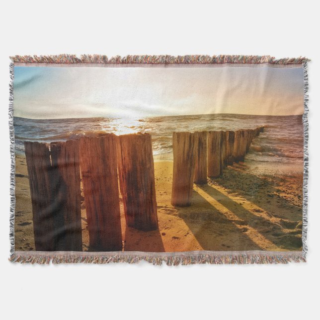 An der Nordseeküste Throw Blanket (Front)