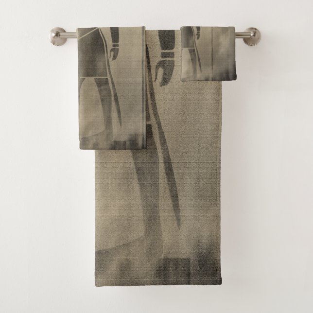 An Egyptian pharaoh Bath Towel Set (Insitu)